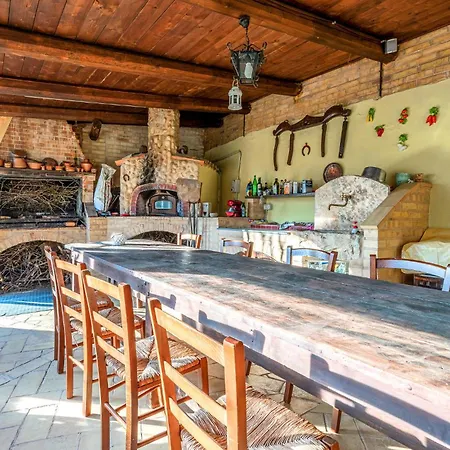 Gorgeous In San Giovanni Ferienhaus