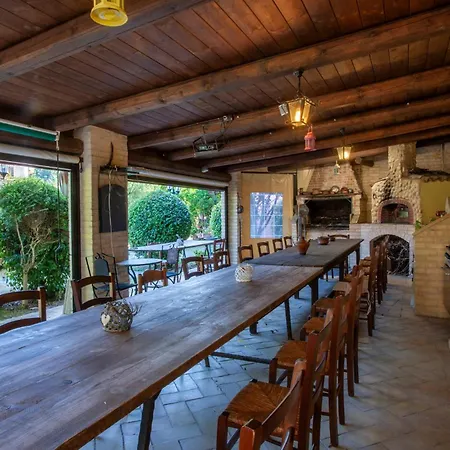 Gorgeous In San Giovanni Feriehus Montefiore dellʼAso